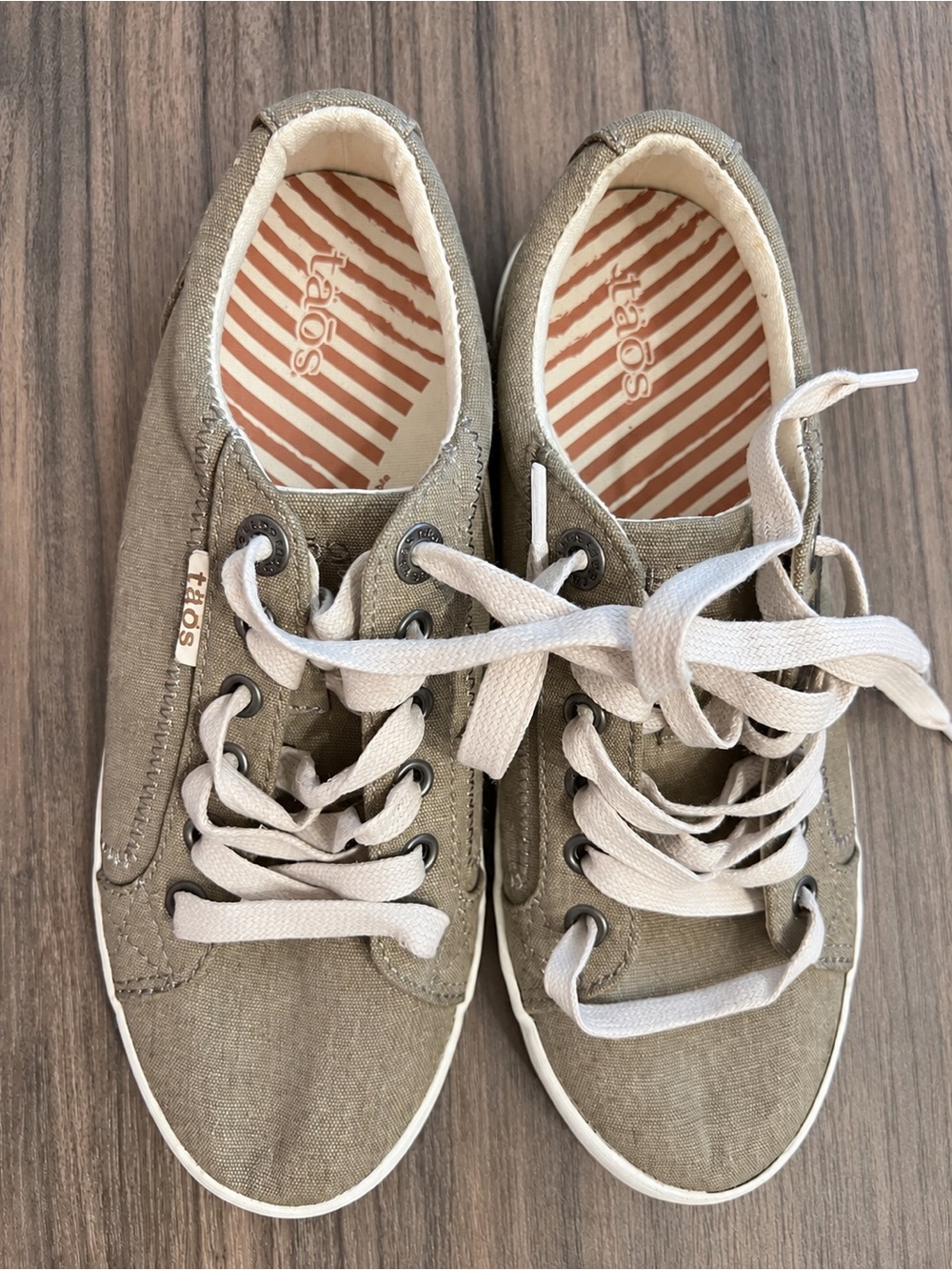 Taos Footwear Taupe Canvas Sneakers with Cream Laces